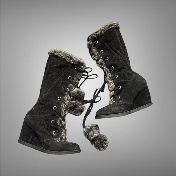 Women's Black Fur-Trimmed Wedge Boots - Picture 1 of 8